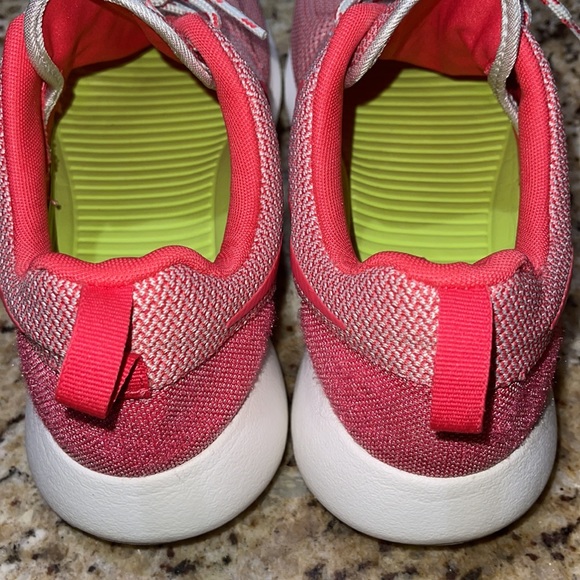 Nike Roshe - Picture 8 of 9